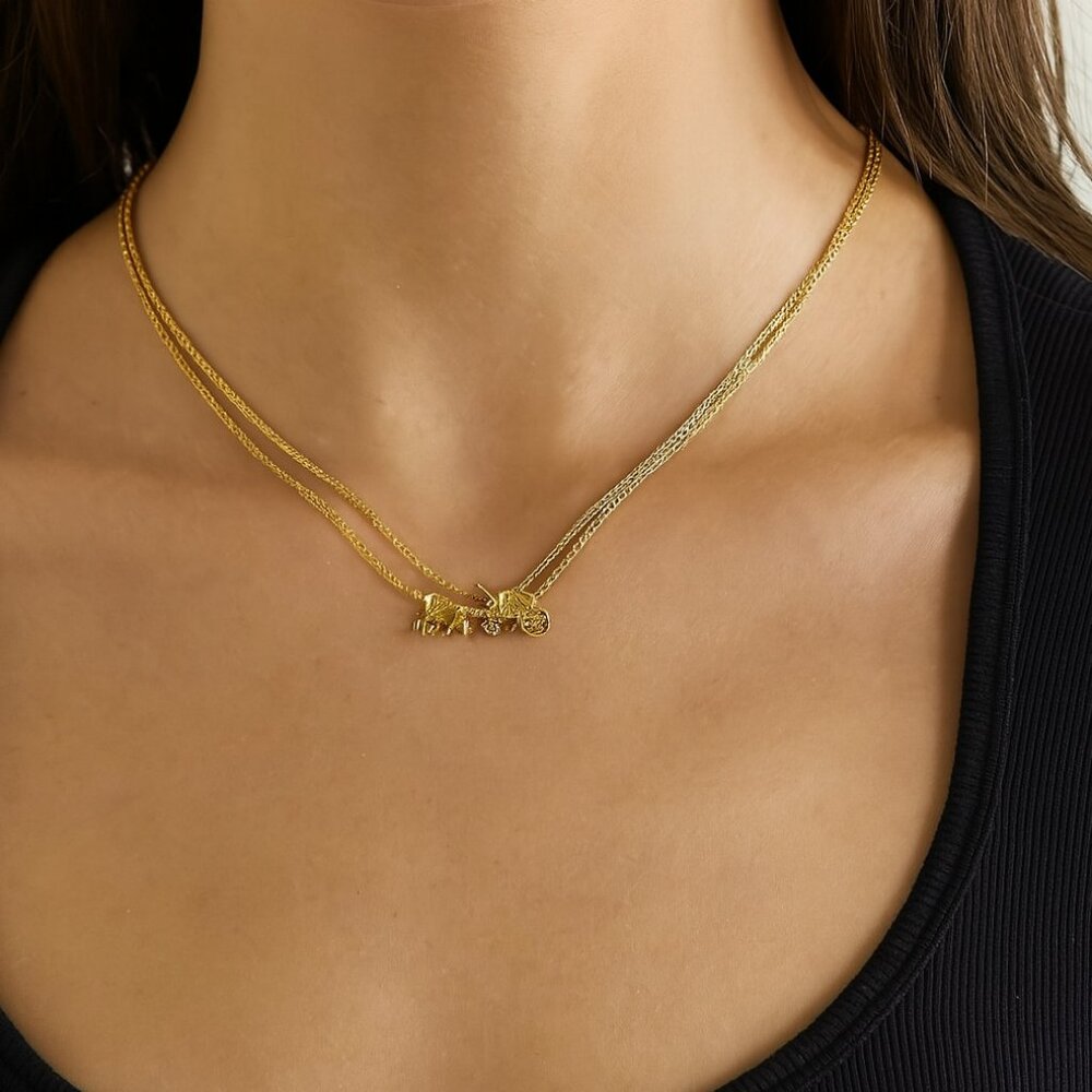 COACH Horse and Carriage Double Chain Necklace Gold NWT - Picture 3 of 6